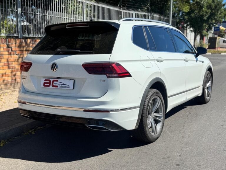 2020 Volkswagen Tiguan Allspace — photo 8