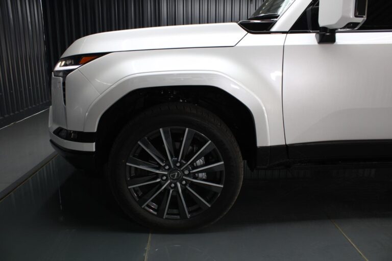 2025 Lexus GX 550 SE — photo 7