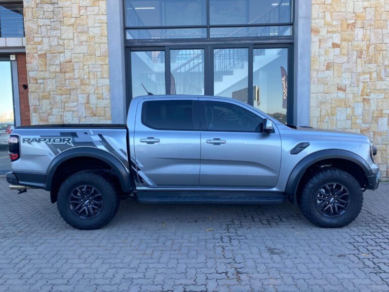 2022 Ford Ranger Raptor — photo 2