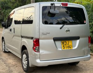 2014 Nissan NV200 — photo 4