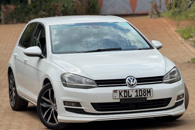 2015 Volkswagen Golf TSI