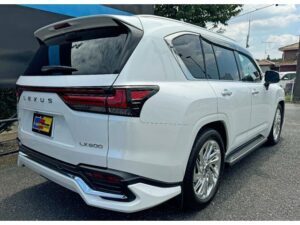 2023 Lexus LX600 — photo 4