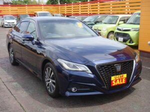 2019 Toyota Crown C Package