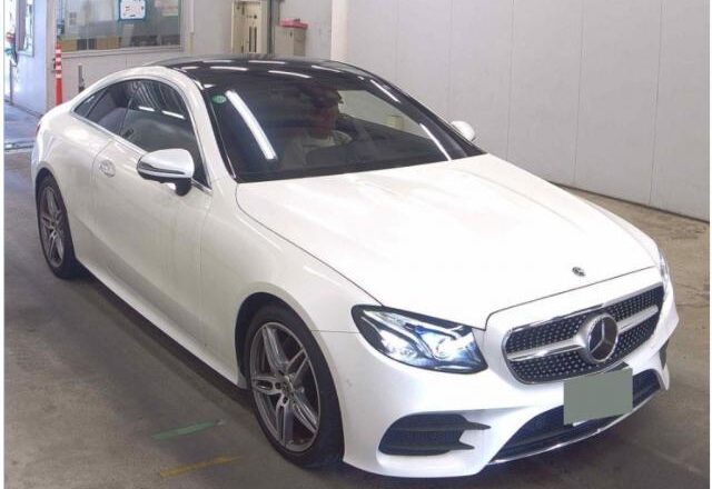 Mercedes-Benz E200 Coupe