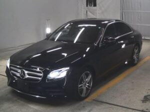 2020 Mercedes-Benz E200 — photo 4