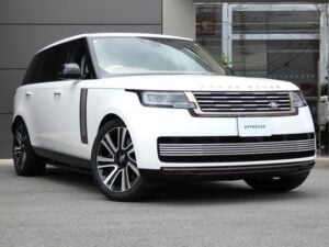 2024 Range Rover Vogue SV P615 — photo 1