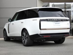 2024 Range Rover Vogue SV P615 — photo 3