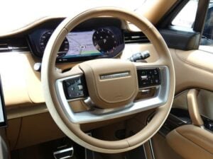 2024 Range Rover Vogue SV P615 — photo 4