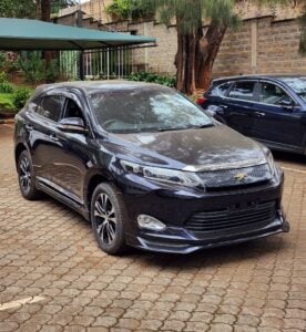 2016 Toyota Harrier Premium — photo 1