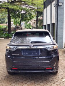 2016 Toyota Harrier Premium — photo 4