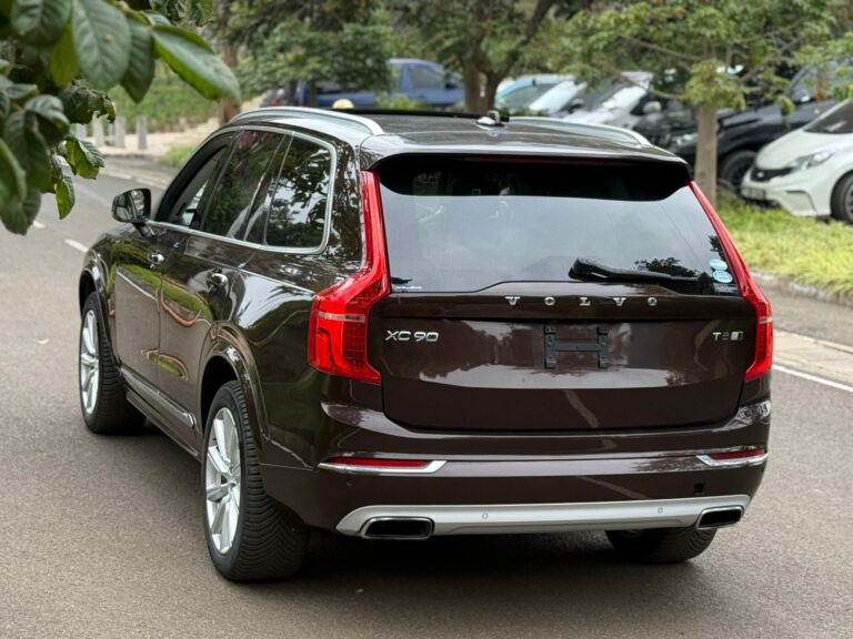 2018 VOLVO XC90 T6 Inscription — photo 5