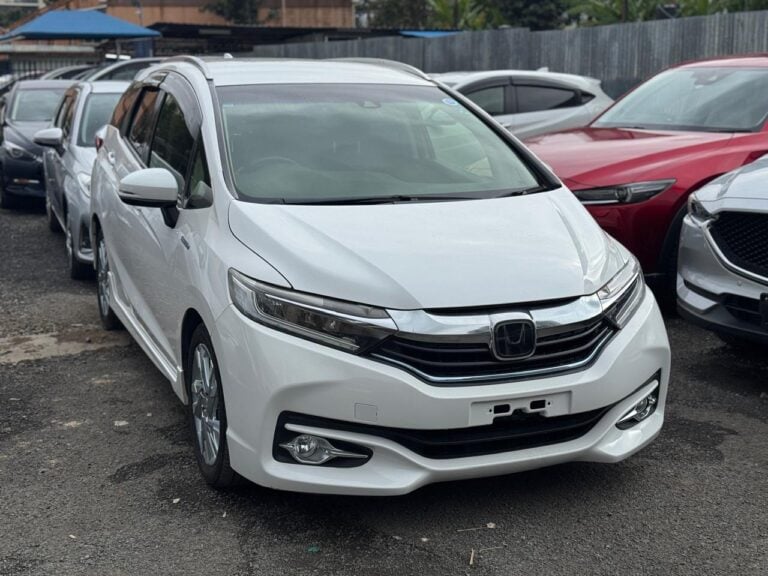 2020 Honda Fit Shuttle Hybrid 1.5 — photo 9