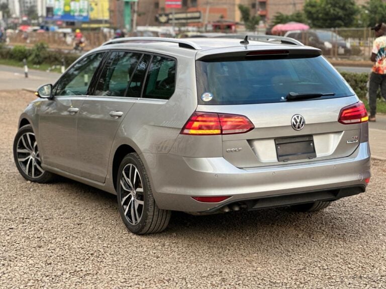 2019 Volkswagen Golf Variant — photo 6