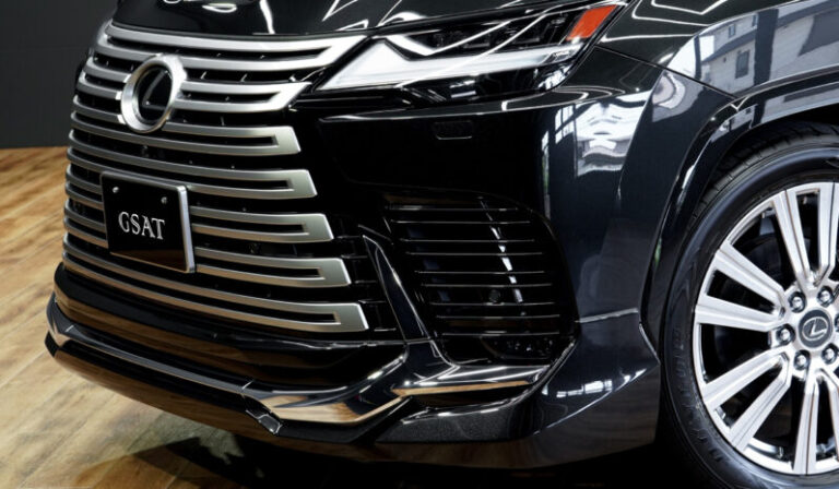 2025 Lexus LX600 Executive — photo 7