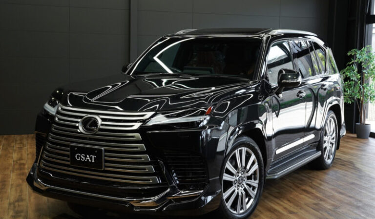 2025 Lexus LX600 Executive — photo 6