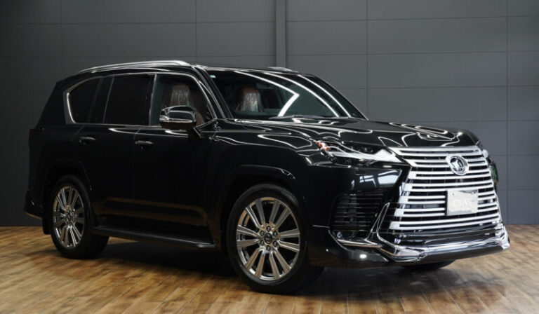 2025 Lexus LX600 Executive — photo 3