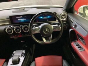 2019 Mercedes-Benz A180 AMG Line — photo 2