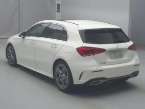 2019 Mercedes-Benz A180 AMG Line — photo 3