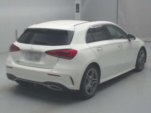 2019 Mercedes-Benz A180 AMG Line — photo 4