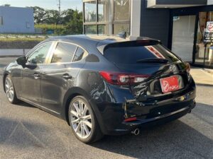2019 Mazda Axela Sport — photo 3