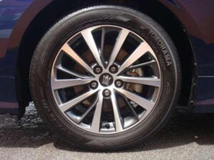 2019 Toyota Crown Hybrid RS — photo 3