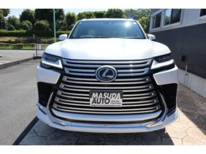 2023 Lexus LX600 — photo 2