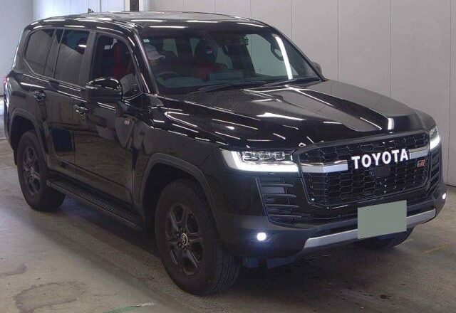 2024 Toyota LC300 GR