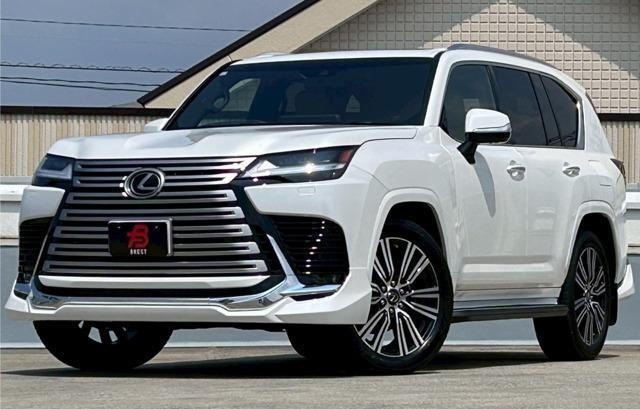 Lexus LX600