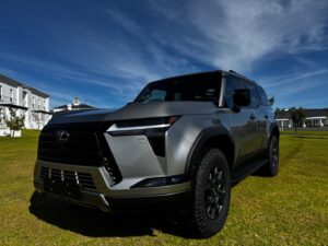 2025 Lexus GX550 Overtrail — photo 2