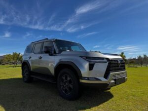 2025 Lexus GX550 Overtrail — photo 1
