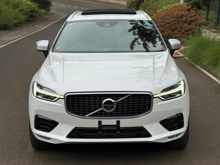 2019 Volvo XC60 T6 R-Design — photo 3