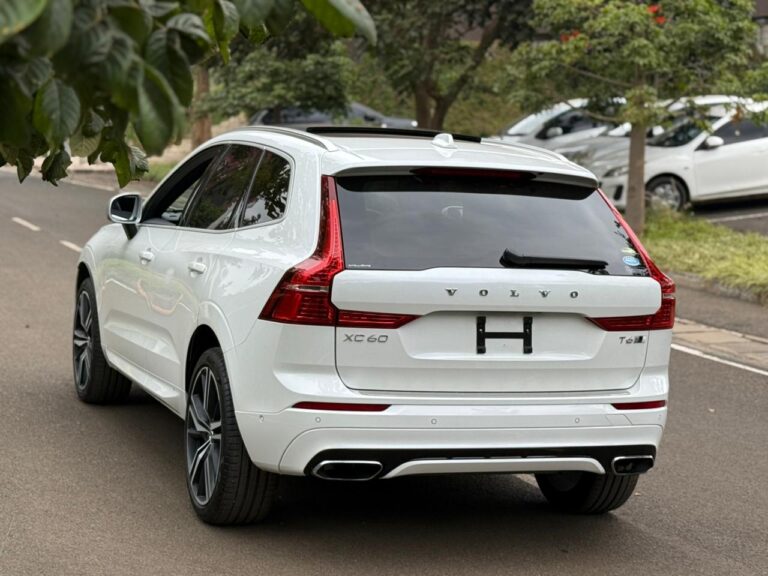 2019 Volvo XC60 T6 R-Design — photo 8