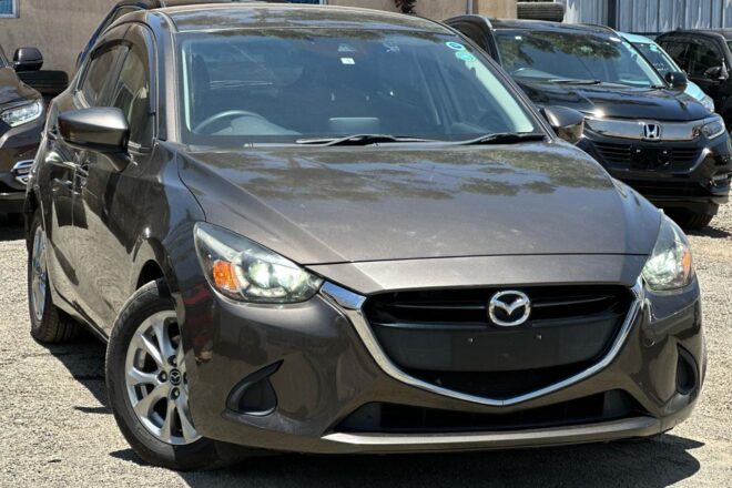 Mazda Demio SkyActivD Manual