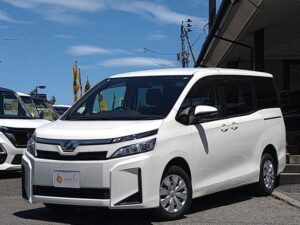 2018 Toyota Voxy