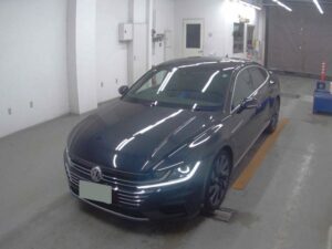 2019 Volkswagen Arteon R-Line — photo 4