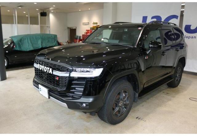 Toyota LC300 GR Sport