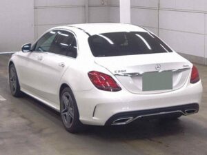 2019 Mercedes-Benz C200 — photo 3