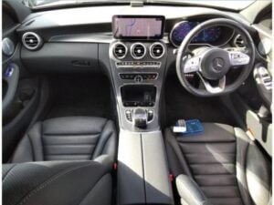 2020 Mercedes-Benz C200 Laureus Edition — photo 2