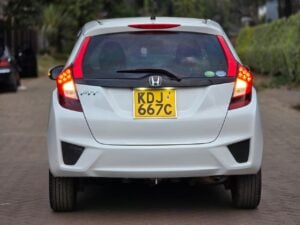2015 Honda Fit New Shape — photo 3