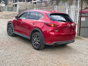 2017 Mazda CX-5 2.2L Diesel AWD — photo 4