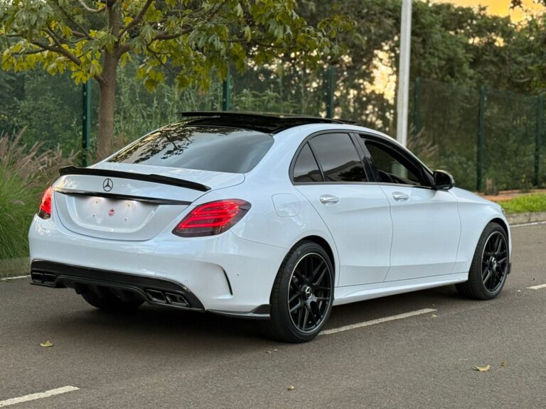 2017 Mercedes Benz C200 W205 AMG Line — photo 9