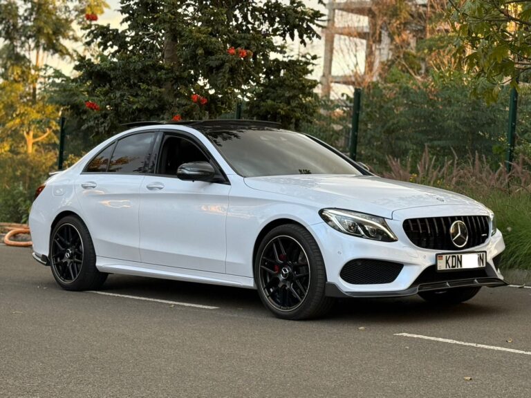 2017 Mercedes Benz C200 W205 AMG Line — photo 4