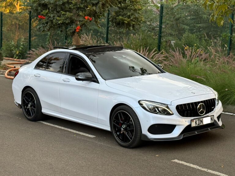 2017 Mercedes Benz C200 W205 AMG Line — photo 5