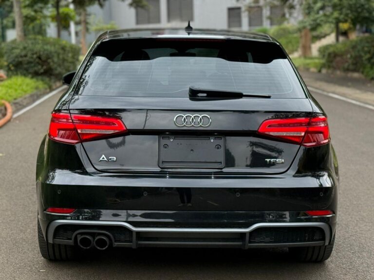 2018 Audi A3 S-LINE TFSI — photo 8