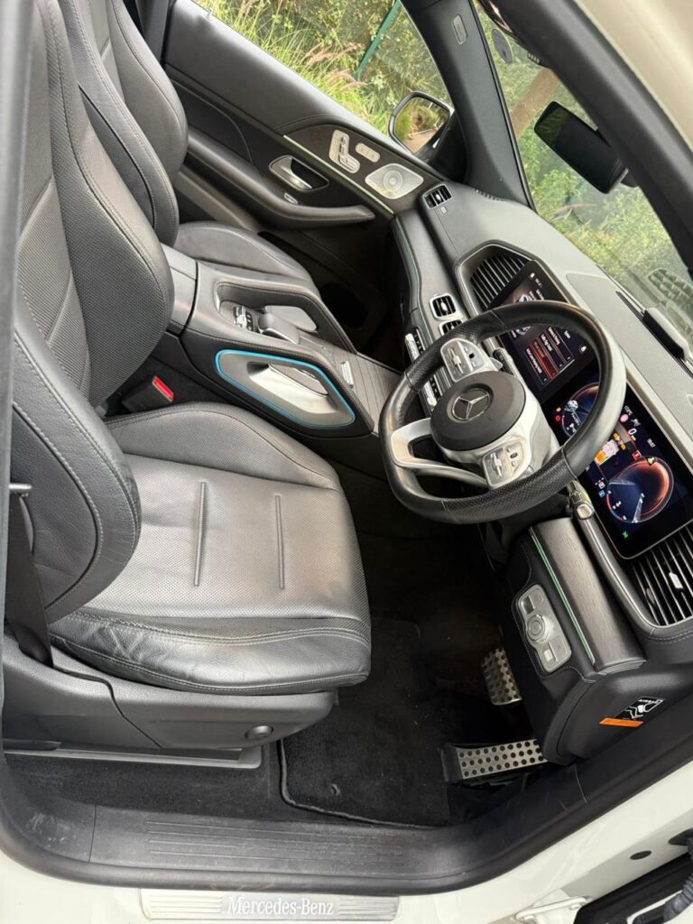 2021 Mercedes-Benz GLE400D Coupe AMG Line — photo 6