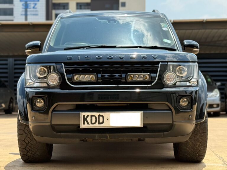 2016 Land Rover Discovery 4 SCV6 HSE — photo 3