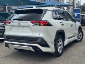 2019 Toyota RAV4 — photo 4