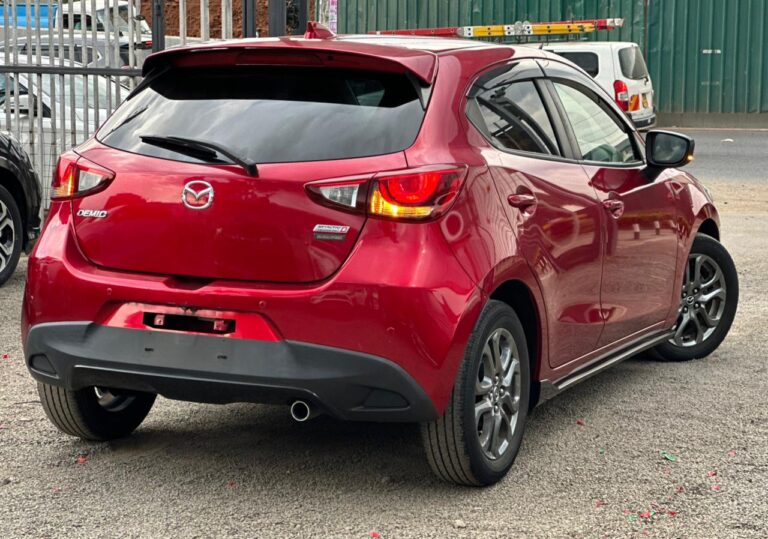 2018 Mazda Demio Diesel Sports — photo 4