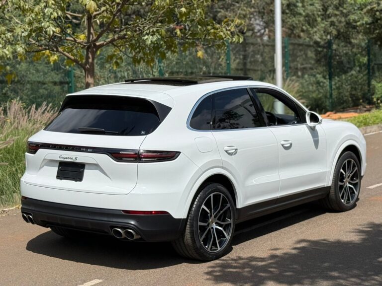 2018 Porsche Cayenne S E3 — photo 6