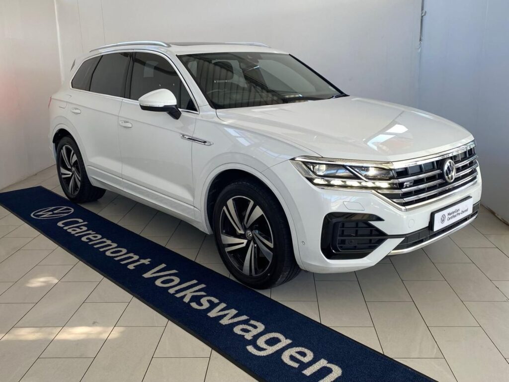 2020 Volkswagen Touareg Executive R-Line